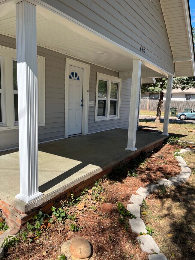 628 N University Blvd, Norman, OK 73069 House for Rent in Norman, OK