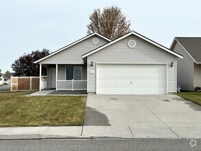 Building Photo - 7911 Deschutes Dr