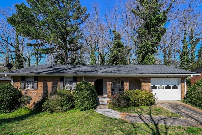 Building Photo - 2255 Emerald Castle Dr