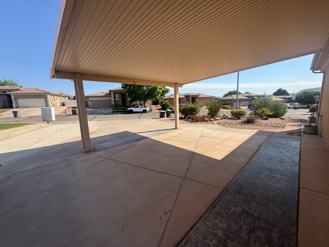 Building Photo - Beautiful 3 bed 2 bath Home!