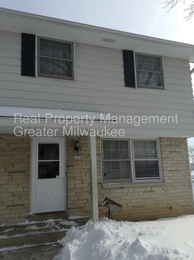 Primary Photo - 6400 N 73rd St