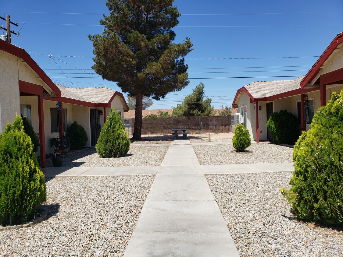 Foto principal - 12456 Central Rd