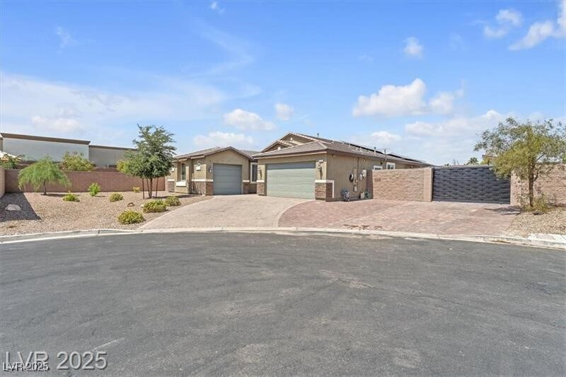 Foto principal - 232 Star Ruby Ct