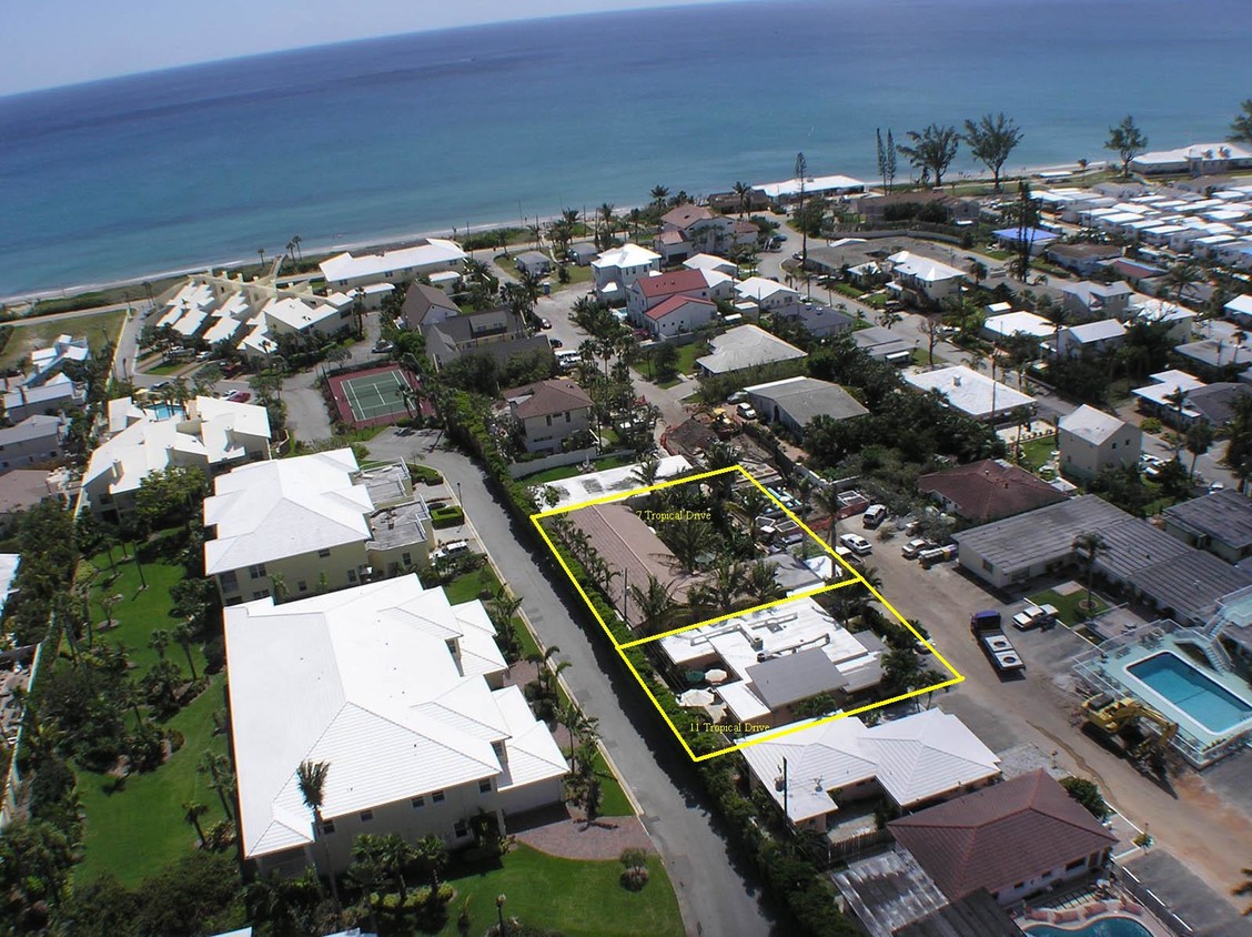 Aerial View - 7-11 Tropical Dr