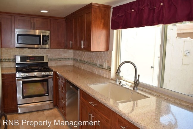 Building Photo - 3 br, 2.5 bath House - 5951 Casa Alegre