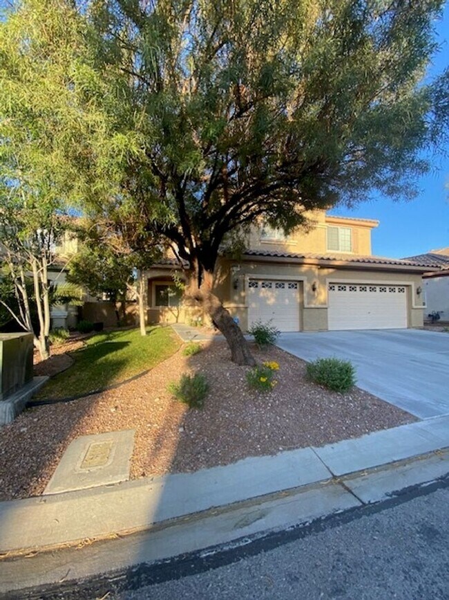 Foto del edificio - Beautiful 2 story home in Southern Highlands- Just Reduced AND 2 weeks Free!!