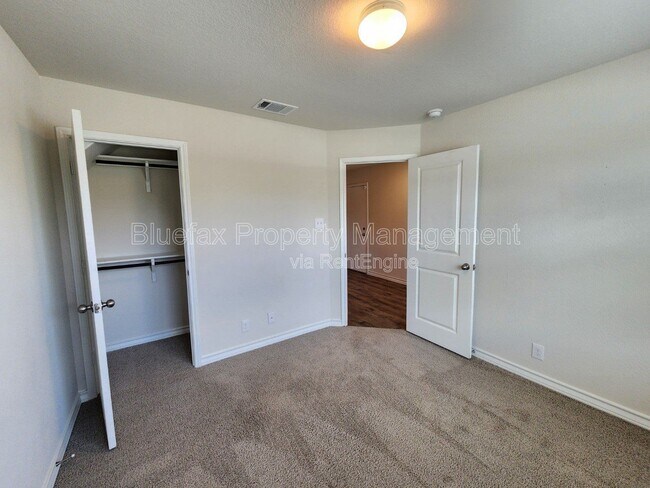 Building Photo - 13129 Whisper Bnd