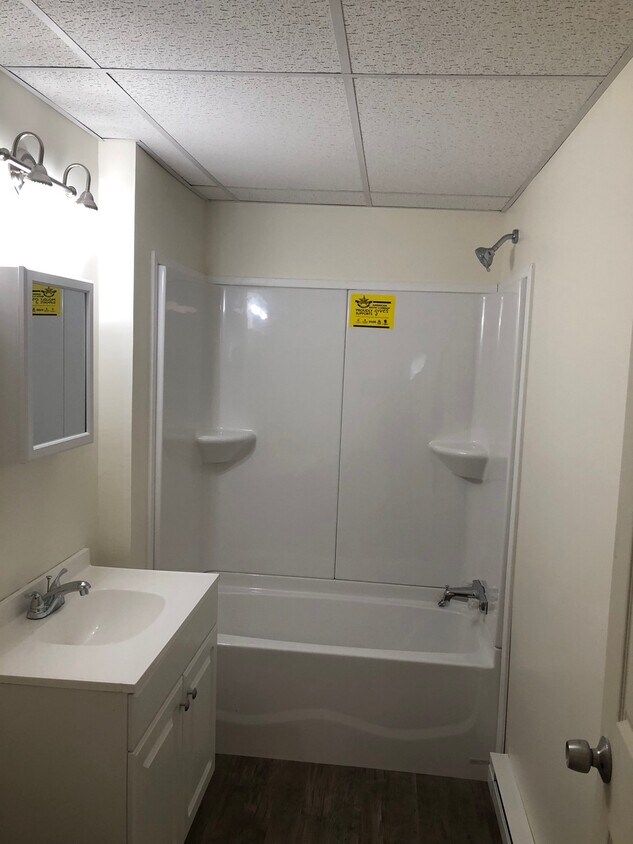 Foto principal - 7075 Carlisle Pike