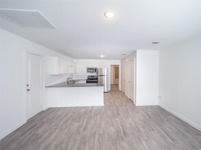 Building Photo - 16331 Jasmine Marie Pl