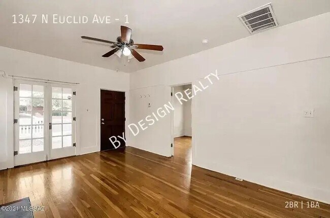 Foto del edificio - 1347 N Euclid Ave