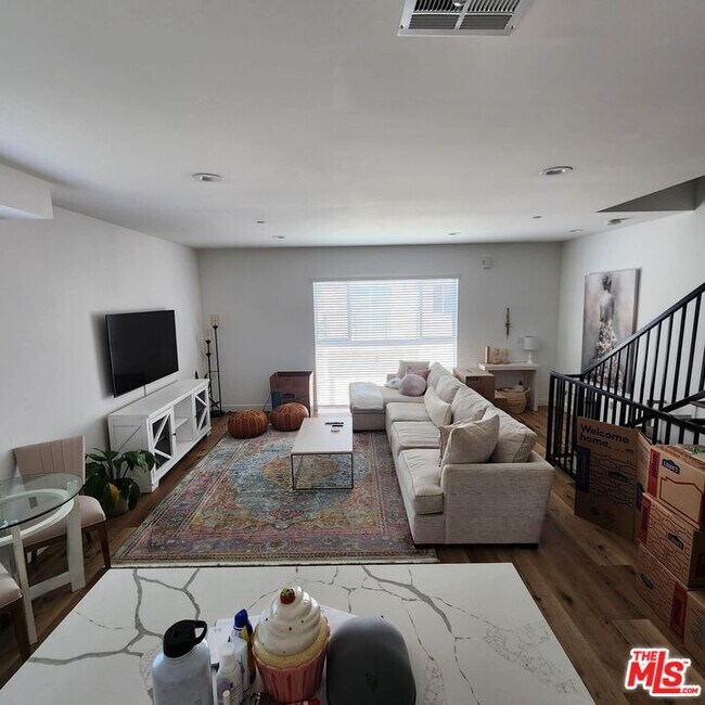 Foto del edificio - 13826 Bessemer St