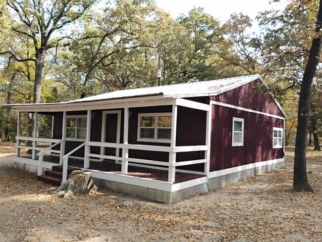 Building Photo - 111 Pueblo St