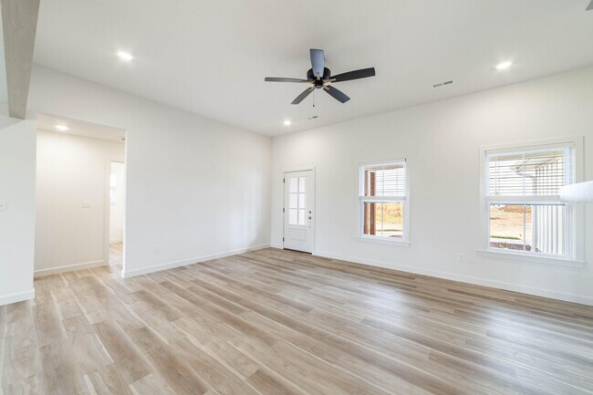 Foto del edificio - 4604 Estacada Dr