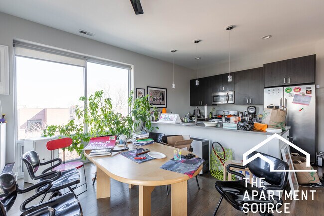 Foto del edificio - 2348 N Lister Ave