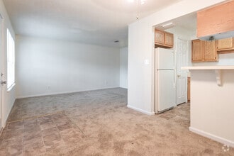 2BR,1BA,-825SF, The River Oak - Arbor Glen Apartments
