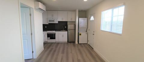 Foto del edificio - 745 1/2 Fine St-