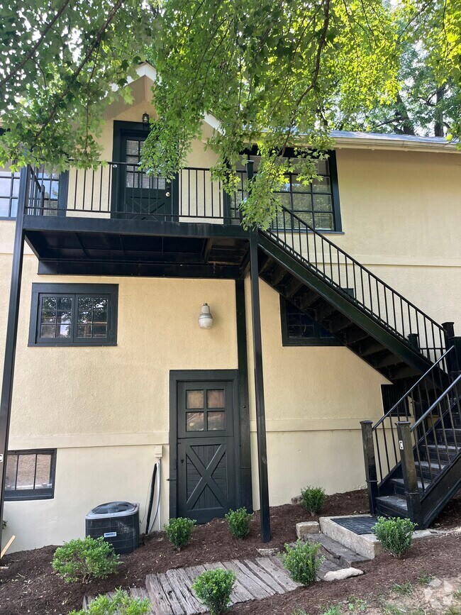 Riverside Grandview Apartments for Rent with Parking Louisville, KY