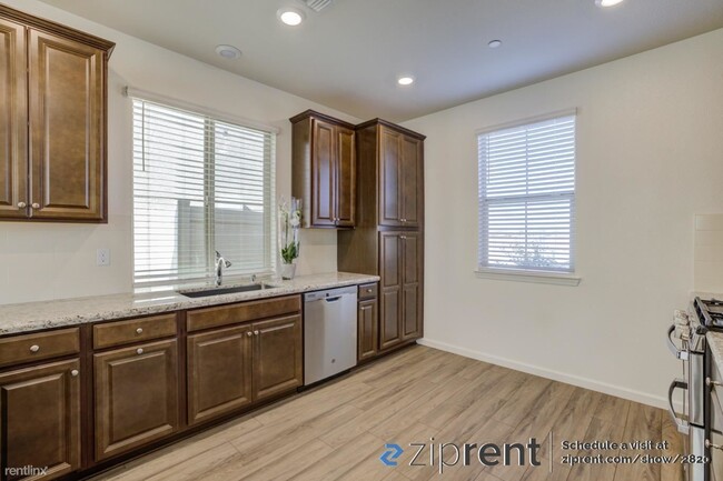 Building Photo - 3 br, 3 bath House - 9286 Mystic Lake Alle...