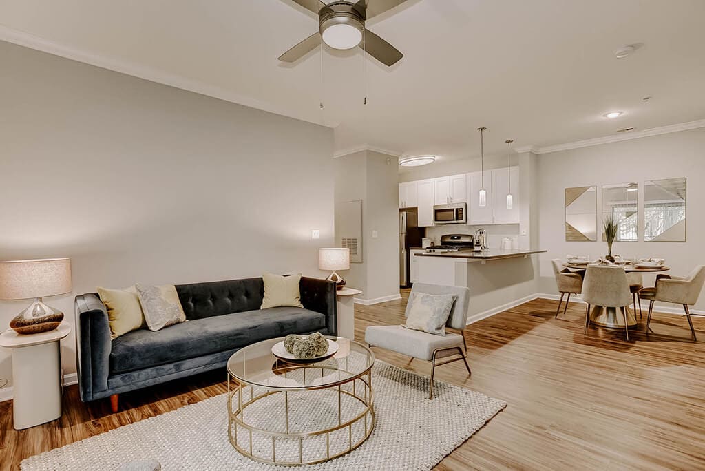 Finley At Fairfax Corner Apartments in Fairfax, VA