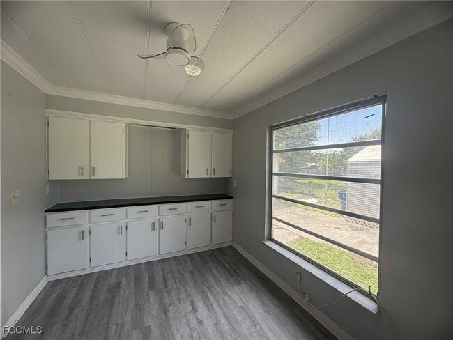 Building Photo - 8281 Sevigny Dr