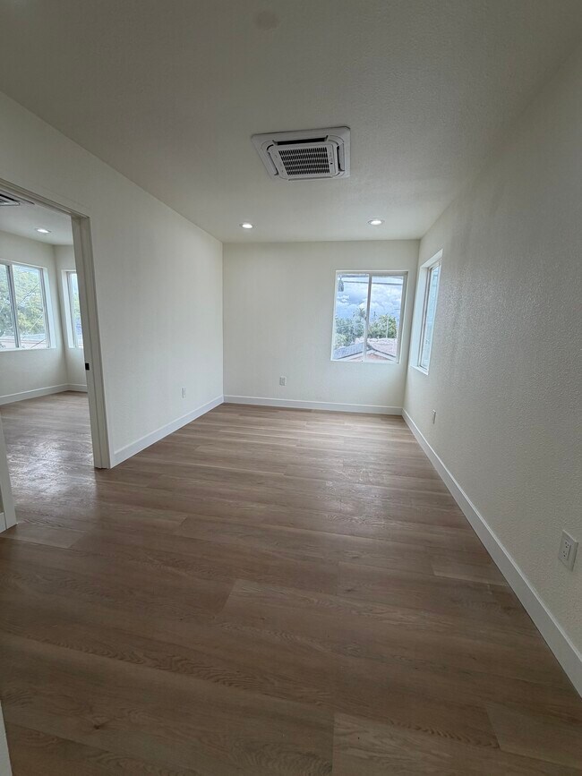 Foto del edificio - 3689 44th St