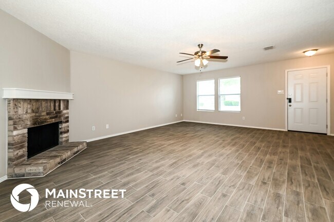 Building Photo - 2943 Volturno Dr