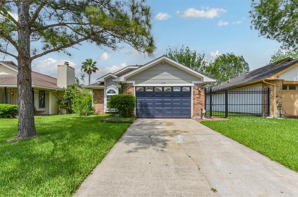 Primary Photo - 11511 Highland Meadow Dr
