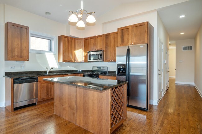 Foto del edificio - 4211 S Vincennes Ave