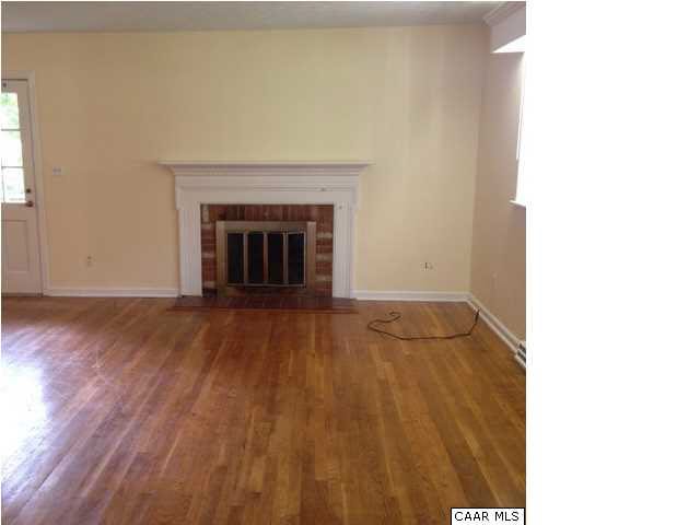Building Photo - 1517 Amherst St