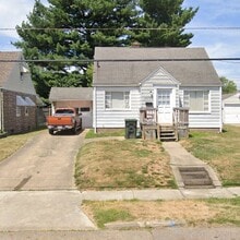 Building Photo - 2813 Baldwin Ave NE