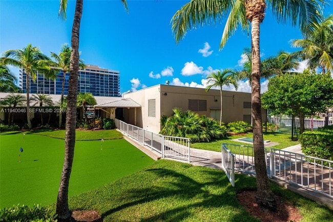 Building Photo - 1965 S Ocean Dr