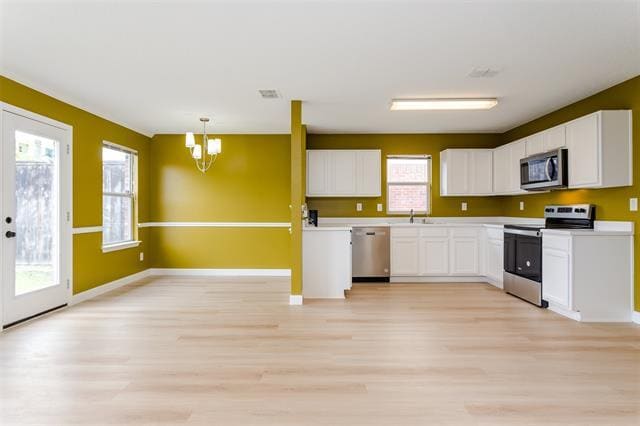 Building Photo - 1434 Foxwood Ln