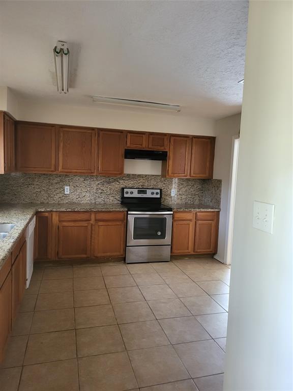 Building Photo - 16731 Manowar Ln