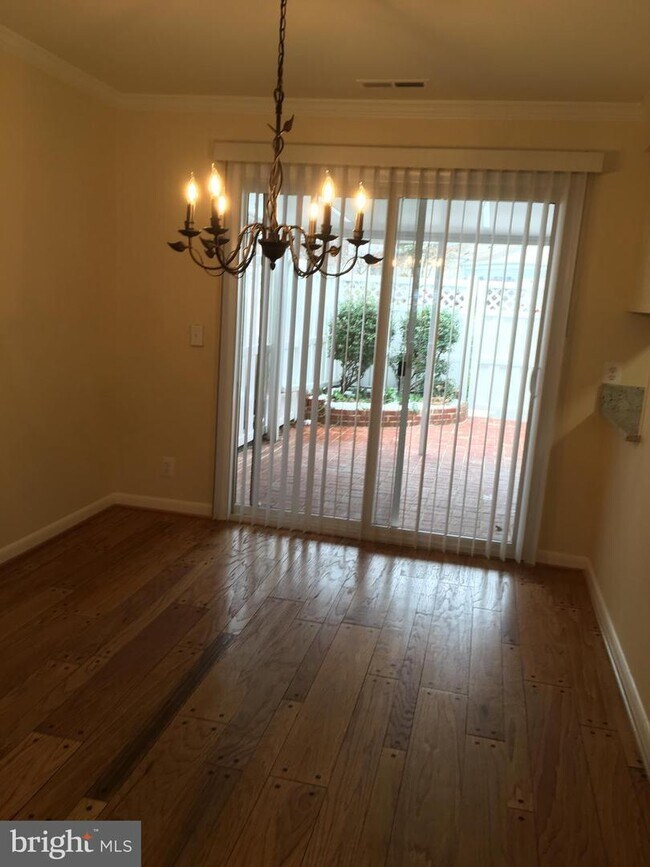 Foto del edificio - 3600 Edelmar Terrace