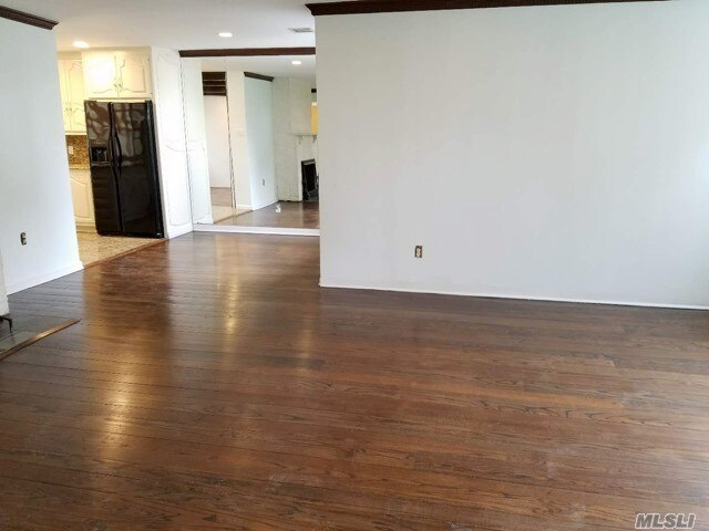 Building Photo - 9 Dale Carnegie Ct