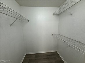 Building Photo - 11521 Villa Grand