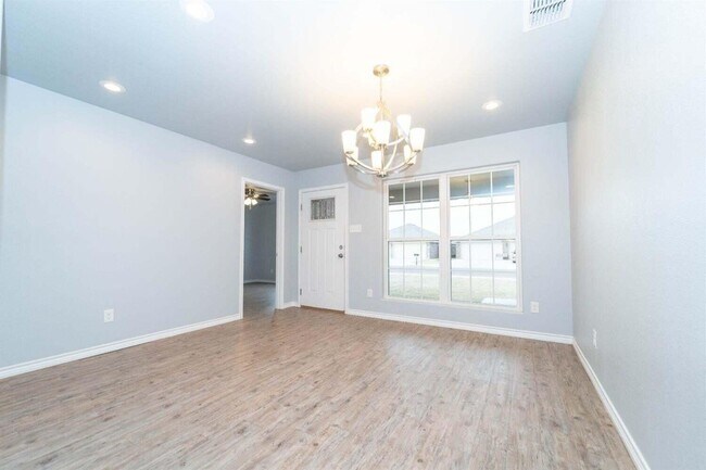 Foto del edificio - 5213 Marshall St