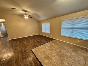 Building Photo - 12101 NW 133rd Terrace