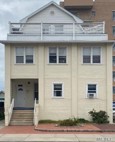 Primary Photo - 110 Grand Blvd