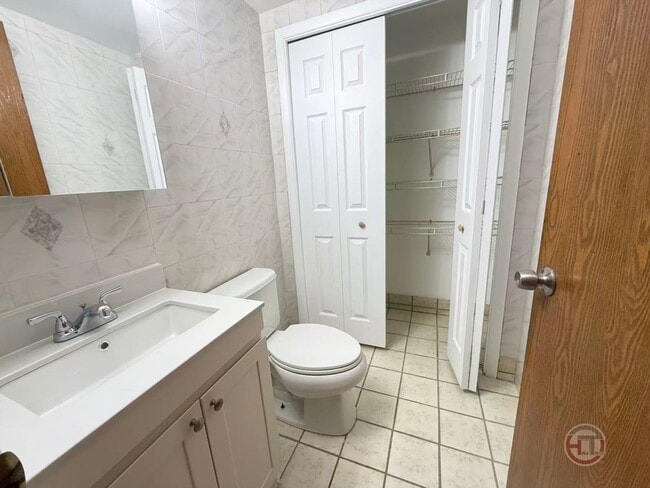 Photo - 2043 Hermany Ave Townhome