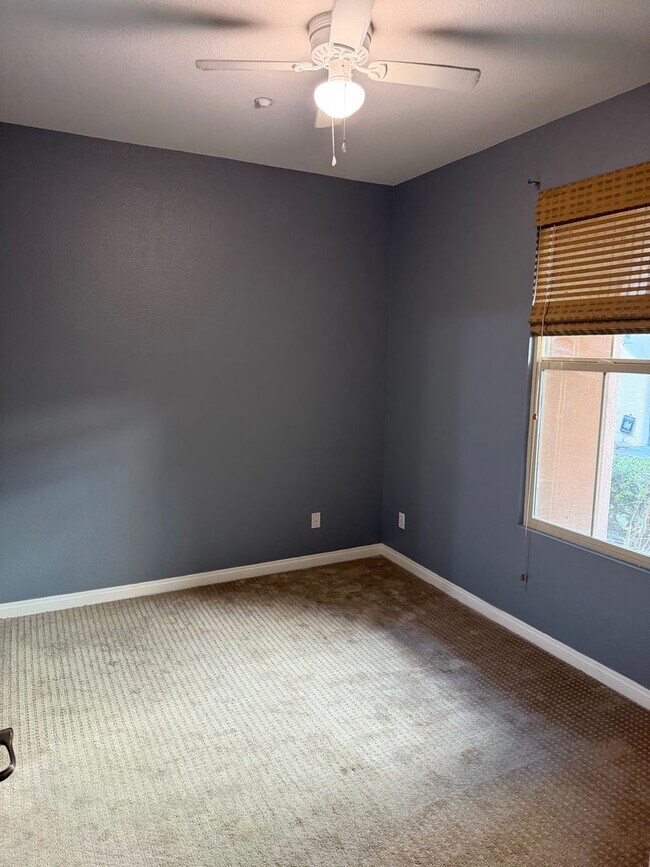 Foto del edificio - ESCALA - Luxury 2 / 2.5 Townhouse + 2 Car Garage in Gated Escala Community