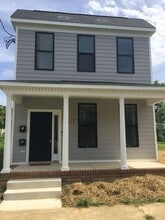Building Photo - 1113 N 32nd St