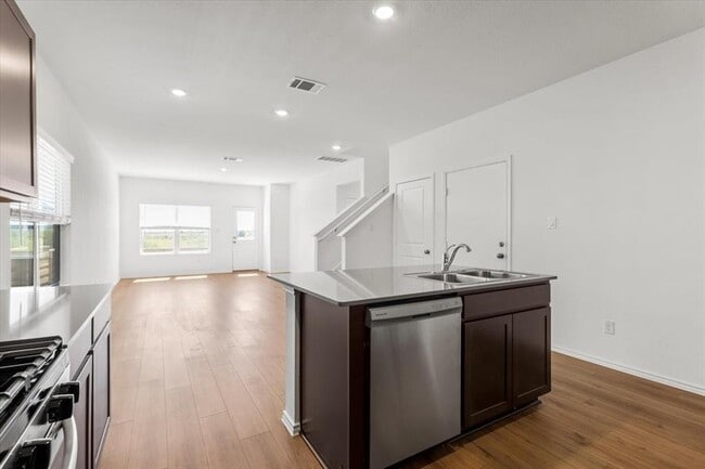 Building Photo - 1618 Marley