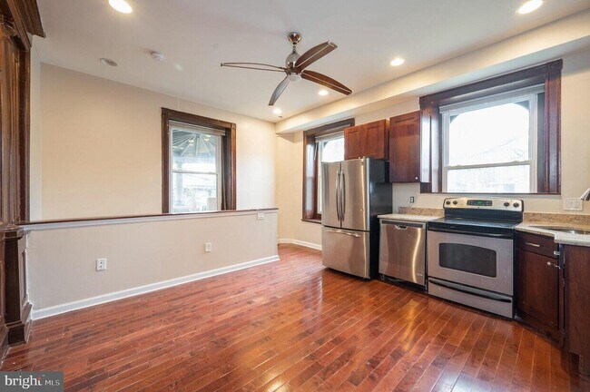 Foto del edificio - 833 N 63rd St