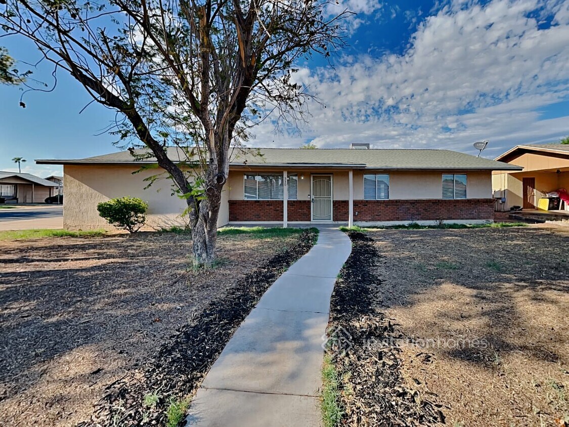 Primary Photo - 330 W Olive Ave