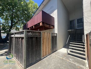 Building Photo - 1621 Maurice Ln