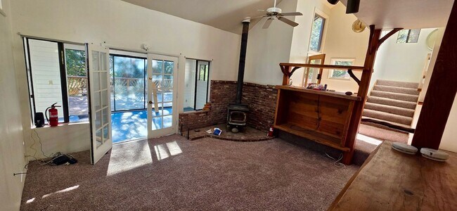 Foto del edificio - Large beautiful home in Idyllwild