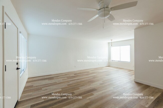 Foto del edificio - Remodeled 2 bd/2 bth Modern Apartment Home...