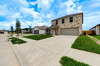 Building Photo - 10824 Red Orchid Dr