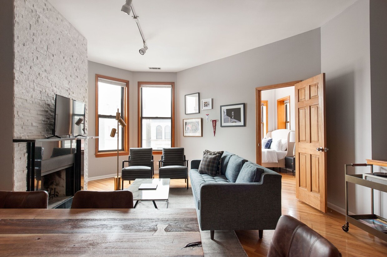 Foto principal - 902 Addison W St